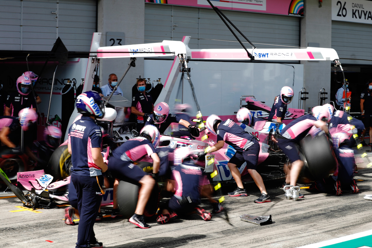 GP AUSTRIA, Lance Stroll (CDN) Racing Point F1 Team RP20 practices a pit stop.
03.07.2020. Formula 1 World Championship, Rd 1, Austrian Grand Prix, Spielberg, Austria, Practice Day.
- www.xpbimages.com, EMail: requests@xpbimages.com - copy of publication required for printed pictures. Every used picture is fee-liable. © Copyright: FIA Pool Image for Editorial Use Only