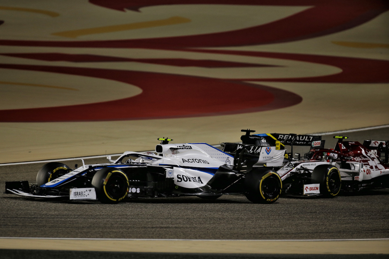 GP BAHRAIN, Nicholas Latifi (CDN) Williams Racing FW43.
29.11.2020. Formula 1 World Championship, Rd 15, Bahrain Grand Prix, Sakhir, Bahrain, Gara Day.
- www.xpbimages.com, EMail: requests@xpbimages.com © Copyright: Batchelor / XPB Images