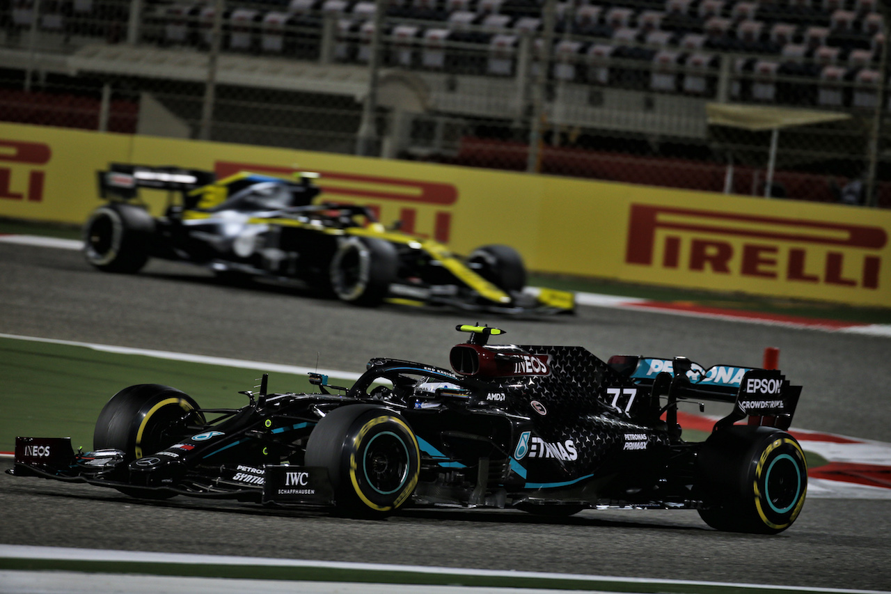 GP BAHRAIN, Valtteri Bottas (FIN) Mercedes AMG F1 W11.
29.11.2020. Formula 1 World Championship, Rd 15, Bahrain Grand Prix, Sakhir, Bahrain, Gara Day.
- www.xpbimages.com, EMail: requests@xpbimages.com © Copyright: Batchelor / XPB Images