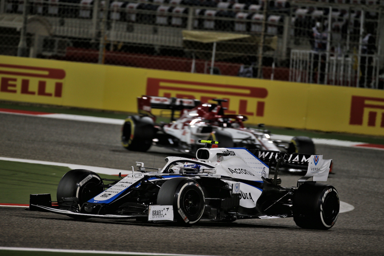GP BAHRAIN, Nicholas Latifi (CDN) Williams Racing FW43.
29.11.2020. Formula 1 World Championship, Rd 15, Bahrain Grand Prix, Sakhir, Bahrain, Gara Day.
- www.xpbimages.com, EMail: requests@xpbimages.com © Copyright: Batchelor / XPB Images