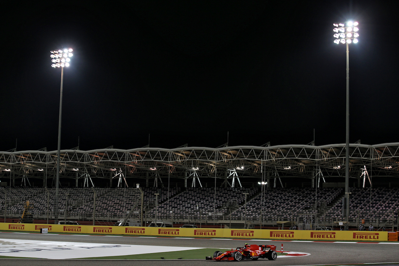 GP BAHRAIN, Charles Leclerc (MON) Ferrari SF1000.
29.11.2020. Formula 1 World Championship, Rd 15, Bahrain Grand Prix, Sakhir, Bahrain, Gara Day.
- www.xpbimages.com, EMail: requests@xpbimages.com © Copyright: Batchelor / XPB Images