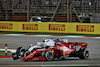 GP BAHRAIN, Sebastian Vettel (GER) Ferrari SF1000 e Nicholas Latifi (CDN) Williams Racing FW43 battle for position.
29.11.2020. Formula 1 World Championship, Rd 15, Bahrain Grand Prix, Sakhir, Bahrain, Gara Day.
- www.xpbimages.com, EMail: requests@xpbimages.com © Copyright: Batchelor / XPB Images