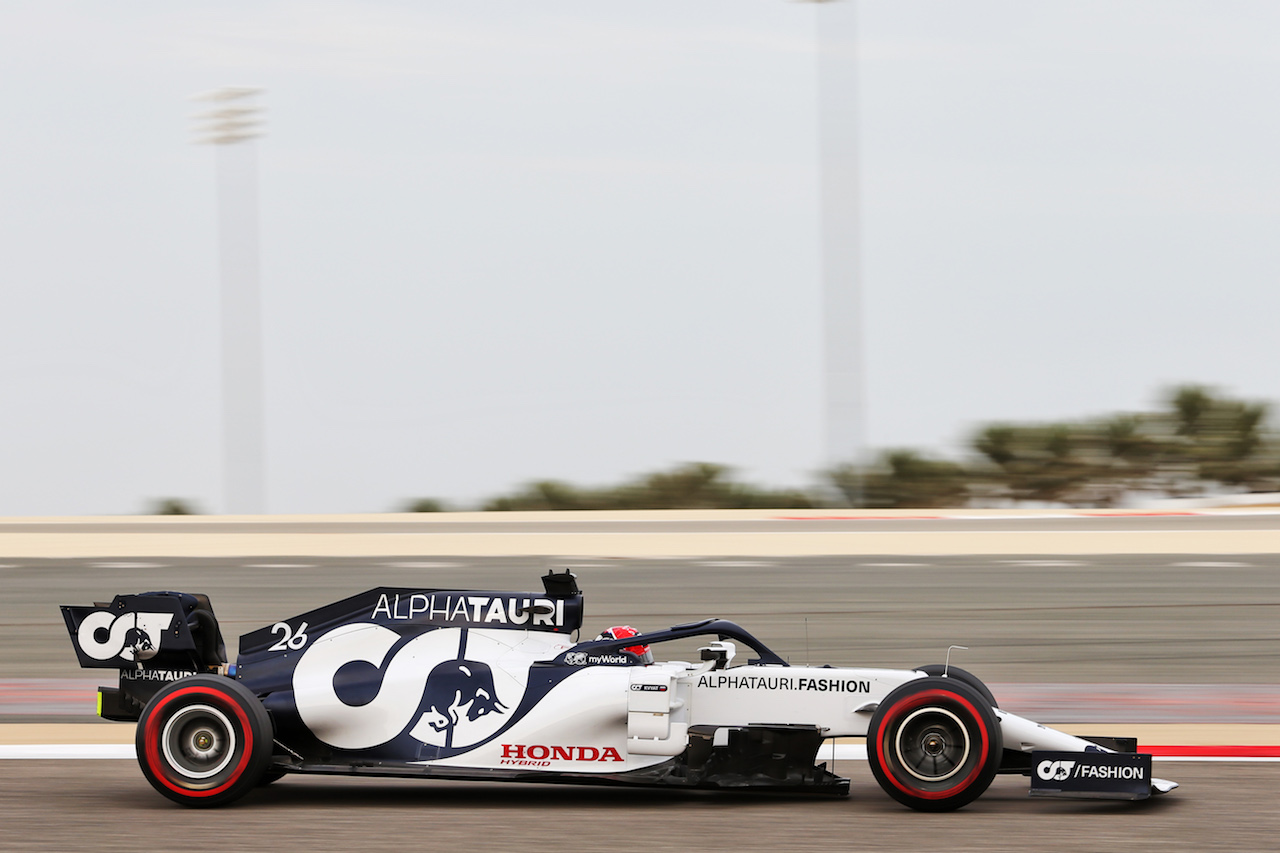 GP BAHRAIN, Daniil Kvyat (RUS) AlphaTauri AT01.
28.11.2020. Formula 1 World Championship, Rd 15, Bahrain Grand Prix, Sakhir, Bahrain, Qualifiche Day.
- www.xpbimages.com, EMail: requests@xpbimages.com © Copyright: Moy / XPB Images