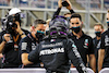 GP BAHRAIN, Lewis Hamilton (GBR) Mercedes AMG F1 W11 celebrates his pole position in qualifying parc ferme.
28.11.2020. Formula 1 World Championship, Rd 15, Bahrain Grand Prix, Sakhir, Bahrain, Qualifiche Day.
- www.xpbimages.com, EMail: requests@xpbimages.com © Copyright: Moy / XPB Images