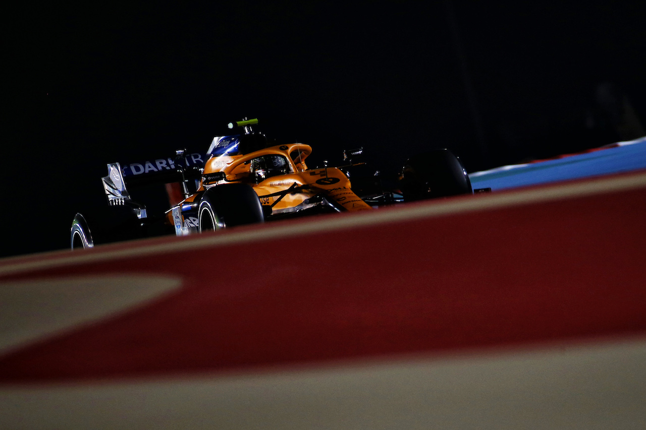 GP BAHRAIN, Lando Norris (GBR) McLaren MCL35.
27.11.2020. Formula 1 World Championship, Rd 15, Bahrain Grand Prix, Sakhir, Bahrain, Practice Day
- www.xpbimages.com, EMail: requests@xpbimages.com © Copyright: Batchelor / XPB Images