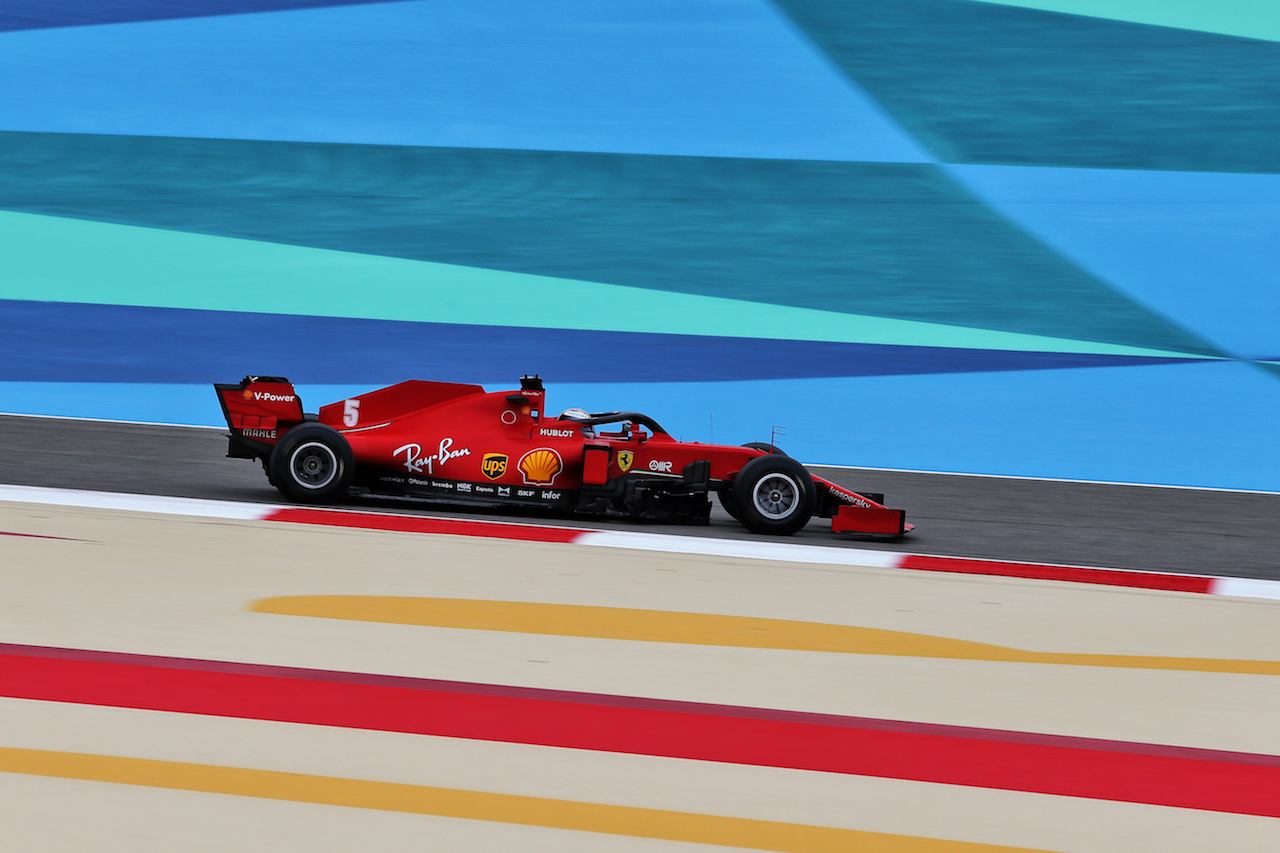 GP BAHRAIN, Sebastian Vettel (GER) Ferrari SF1000.
27.11.2020. Formula 1 World Championship, Rd 15, Bahrain Grand Prix, Sakhir, Bahrain, Practice Day
- www.xpbimages.com, EMail: requests@xpbimages.com © Copyright: Batchelor / XPB Images