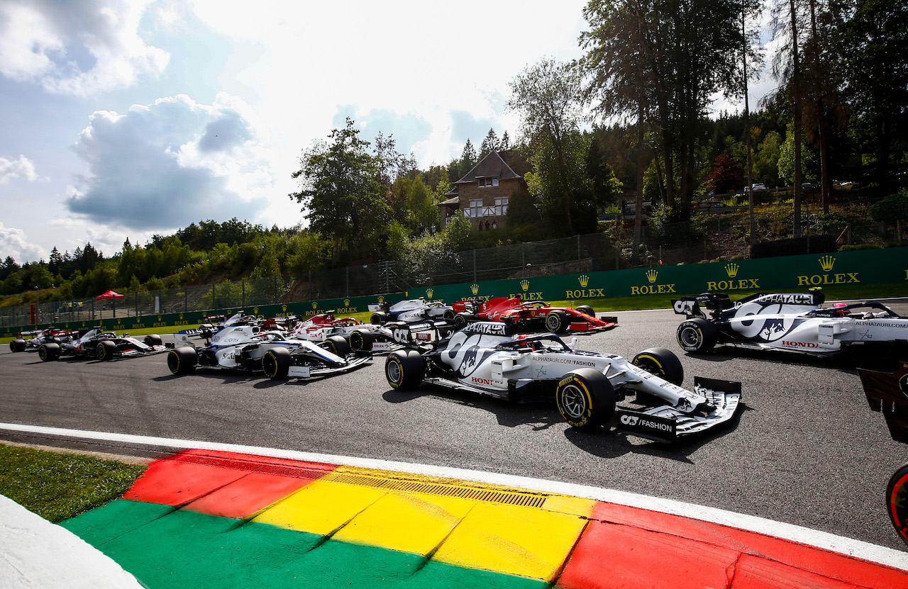 GP BELGIO, Daniil Kvyat (RUS) AlphaTauri AT01 at the partenza of the race.
30.08.2020. Formula 1 World Championship, Rd 7, Belgian Grand Prix, Spa Francorchamps, Belgium, Gara Day.
- www.xpbimages.com, EMail: requests@xpbimages.com - copy of publication required for printed pictures. Every used picture is fee-liable. © Copyright: FIA Pool Image for Editorial Use Only