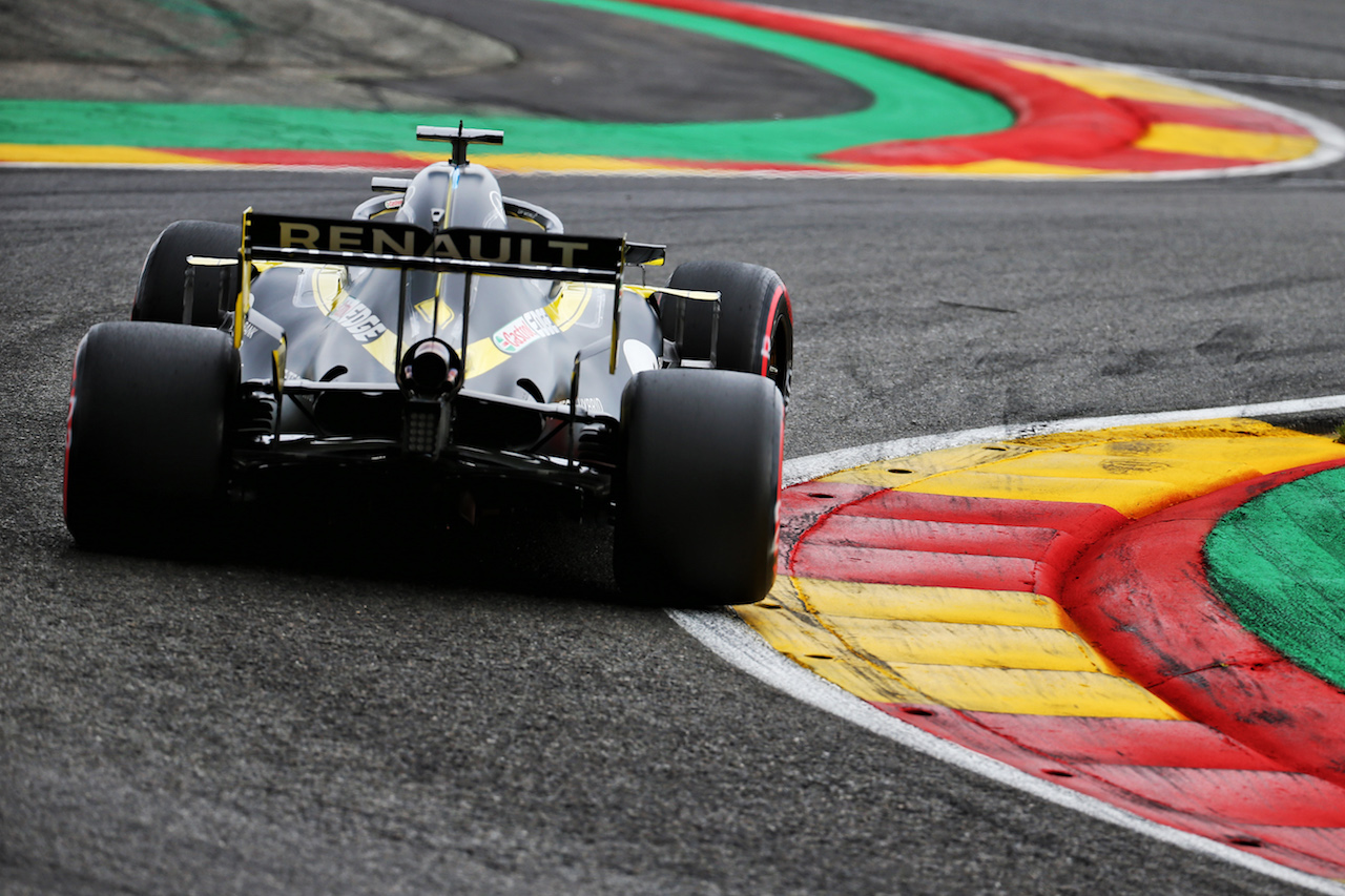 GP BELGIO, Daniel Ricciardo (AUS) Renault F1 Team RS20.
29.08.2020. Formula 1 World Championship, Rd 7, Belgian Grand Prix, Spa Francorchamps, Belgium, Qualifiche Day.
- www.xpbimages.com, EMail: requests@xpbimages.com © Copyright: Batchelor / XPB Images