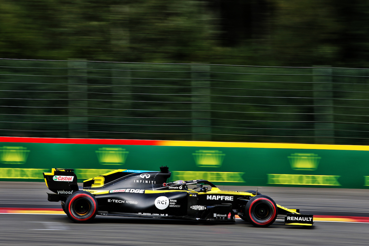 GP BELGIO, Daniel Ricciardo (AUS) Renault F1 Team RS20.
29.08.2020. Formula 1 World Championship, Rd 7, Belgian Grand Prix, Spa Francorchamps, Belgium, Qualifiche Day.
- www.xpbimages.com, EMail: requests@xpbimages.com - copy of publication required for printed pictures. Every used picture is fee-liable. © Copyright: Charniaux / XPB Images