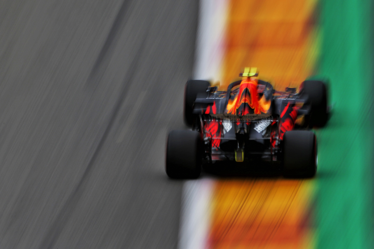 GP BELGIO, Alexander Albon (THA) Red Bull Racing RB16.
28.08.2020. Formula 1 World Championship, Rd 7, Belgian Grand Prix, Spa Francorchamps, Belgium, Practice Day.
- www.xpbimages.com, EMail: requests@xpbimages.com - copy of publication required for printed pictures. Every used picture is fee-liable. © Copyright: Charniaux / XPB Images