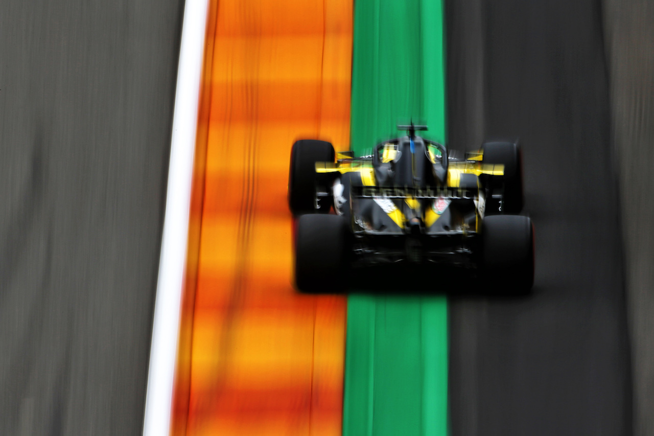 GP BELGIO, Daniel Ricciardo (AUS) Renault F1 Team RS20.
28.08.2020. Formula 1 World Championship, Rd 7, Belgian Grand Prix, Spa Francorchamps, Belgium, Practice Day.
- www.xpbimages.com, EMail: requests@xpbimages.com - copy of publication required for printed pictures. Every used picture is fee-liable. © Copyright: Charniaux / XPB Images