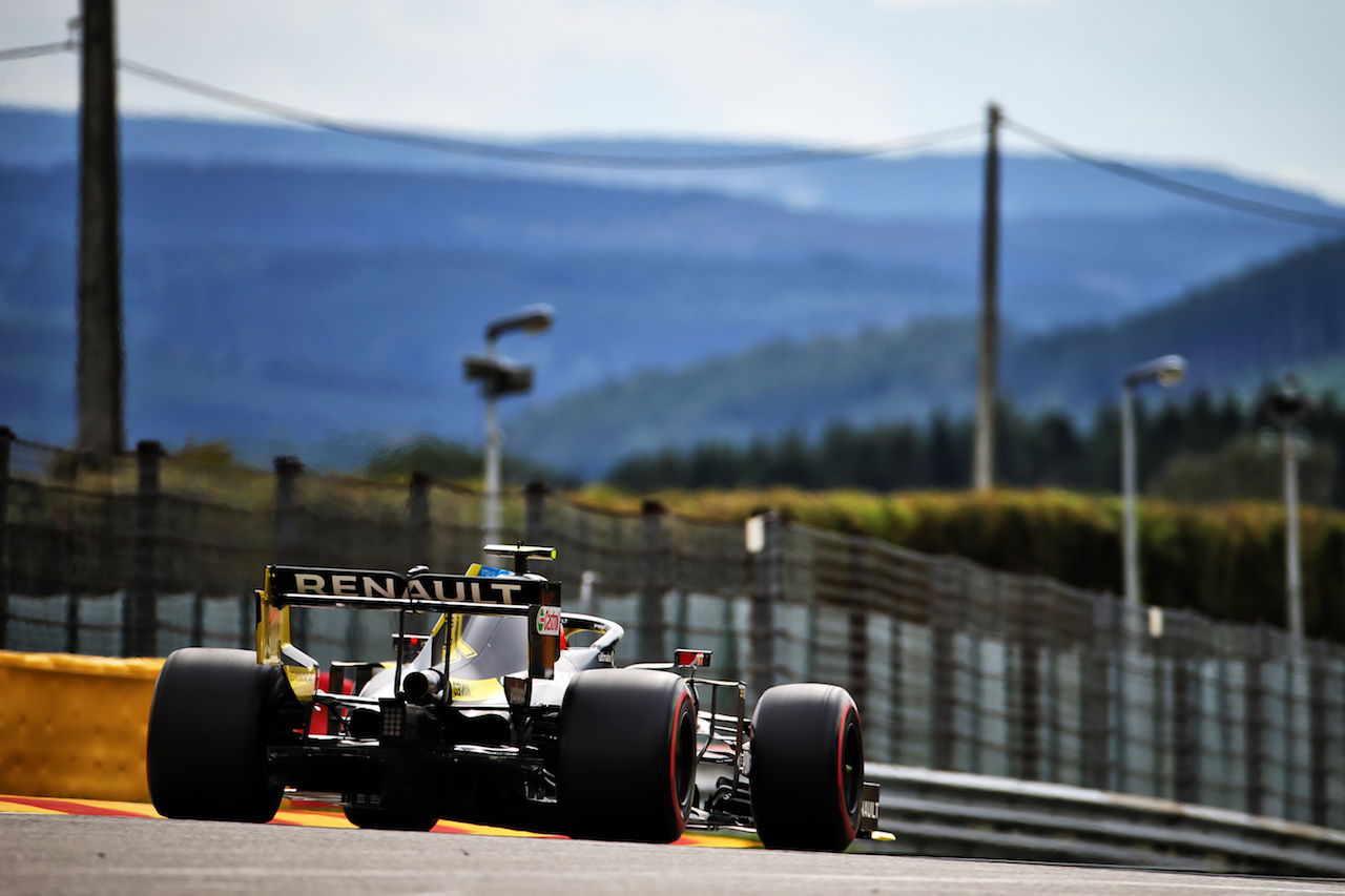 GP BELGIO, Esteban Ocon (FRA) Renault F1 Team RS20.
28.08.2020. Formula 1 World Championship, Rd 7, Belgian Grand Prix, Spa Francorchamps, Belgium, Practice Day.
- www.xpbimages.com, EMail: requests@xpbimages.com © Copyright: Batchelor / XPB Images