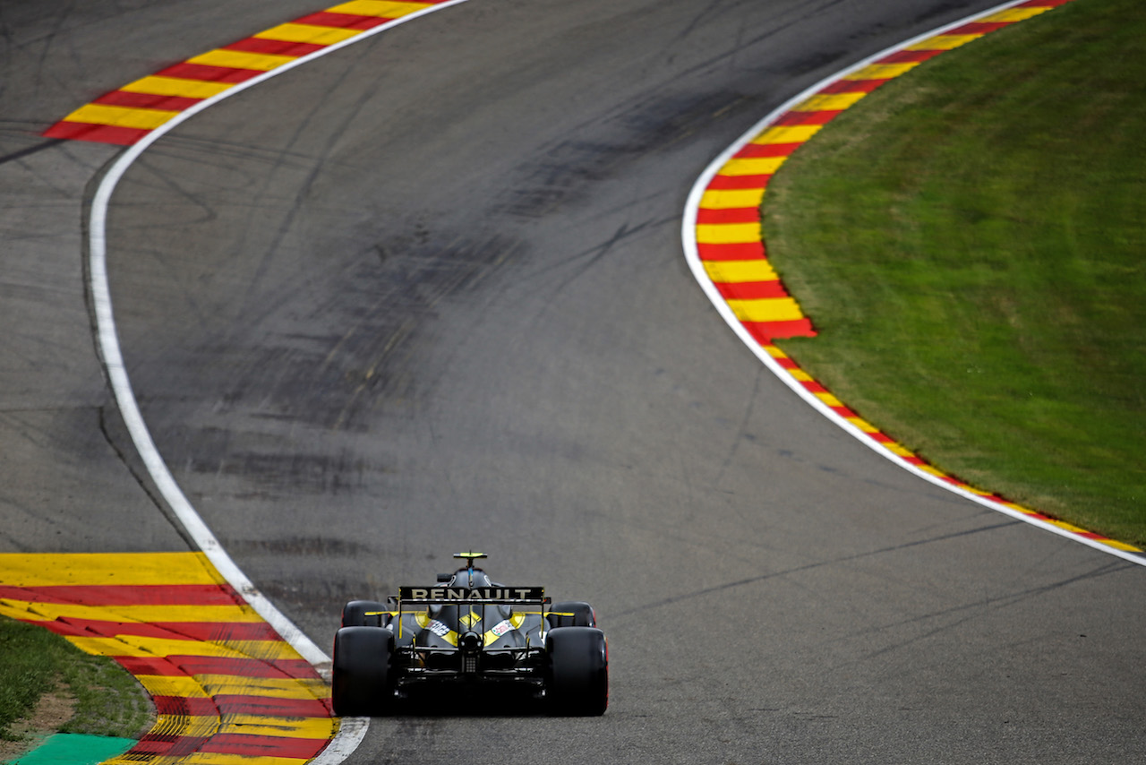 GP BELGIO, Esteban Ocon (FRA), Renault F1 Team 
28.08.2020. Formula 1 World Championship, Rd 7, Belgian Grand Prix, Spa Francorchamps, Belgium, Practice Day.
- www.xpbimages.com, EMail: requests@xpbimages.com - copy of publication required for printed pictures. Every used picture is fee-liable. ¬© Copyright: Charniaux / XPB Images