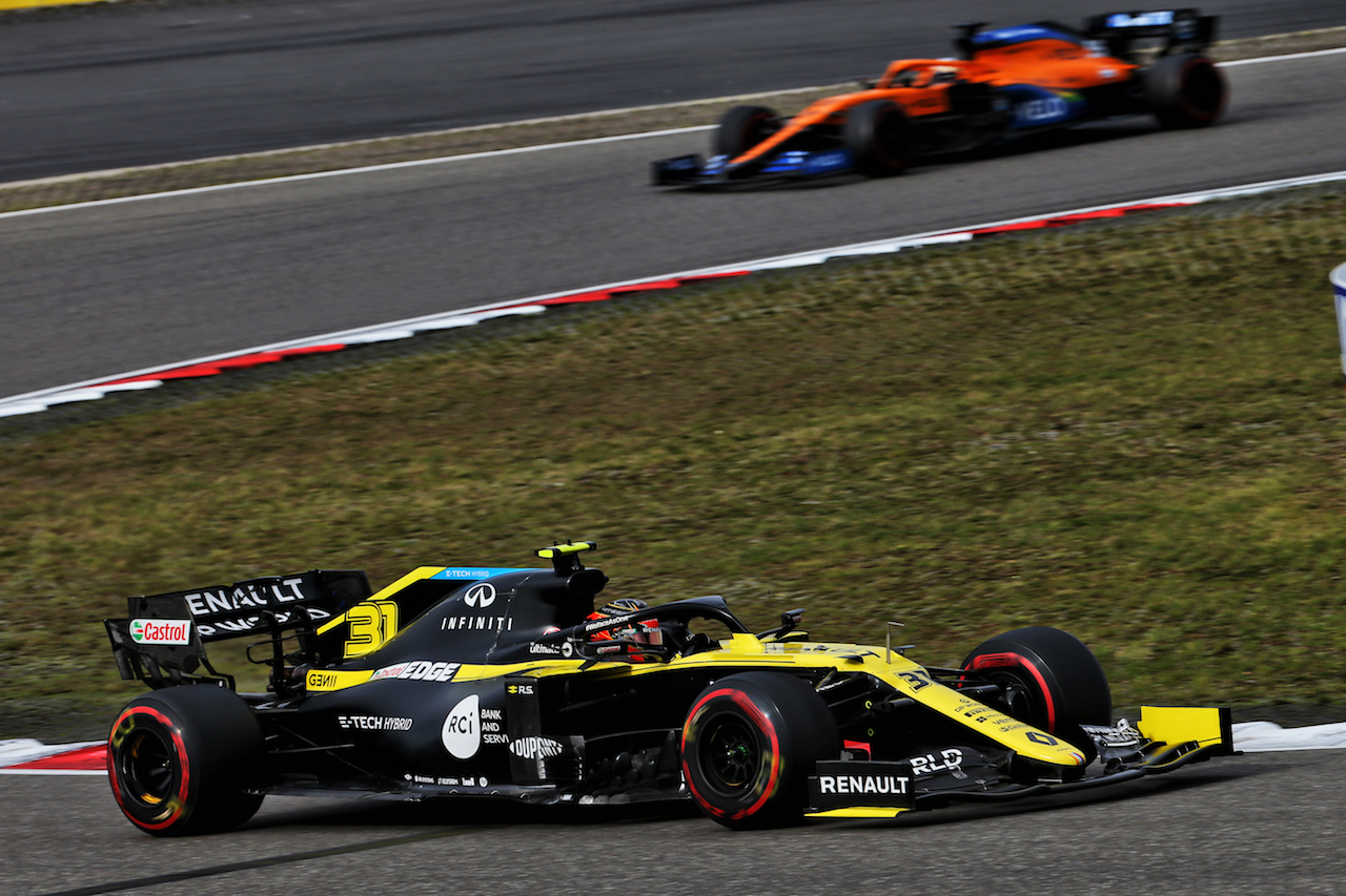 GP EIFEL, Esteban Ocon (FRA) Renault F1 Team RS20.
11.10.2020. Formula 1 World Championship, Rd 11, Eifel Grand Prix, Nurbugring, Germany, Gara Day.
- www.xpbimages.com, EMail: requests@xpbimages.com © Copyright: Batchelor / XPB Images