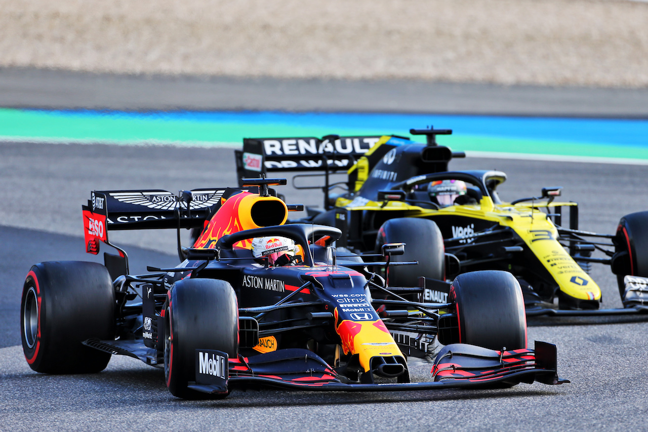 GP EIFEL, Max Verstappen (NLD) Red Bull Racing RB16.
11.10.2020. Formula 1 World Championship, Rd 11, Eifel Grand Prix, Nurbugring, Germany, Gara Day.
- www.xpbimages.com, EMail: requests@xpbimages.com © Copyright: Batchelor / XPB Images