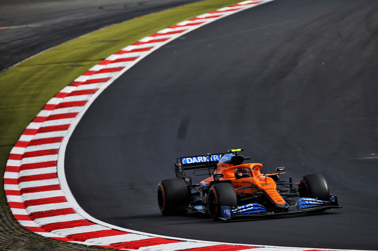 GP EIFEL, Lando Norris (GBR) McLaren MCL35.
10.10.2020. Formula 1 World Championship, Rd 11, Eifel Grand Prix, Nurbugring, Germany, Qualifiche Day.
- www.xpbimages.com, EMail: requests@xpbimages.com © Copyright: Batchelor / XPB Images