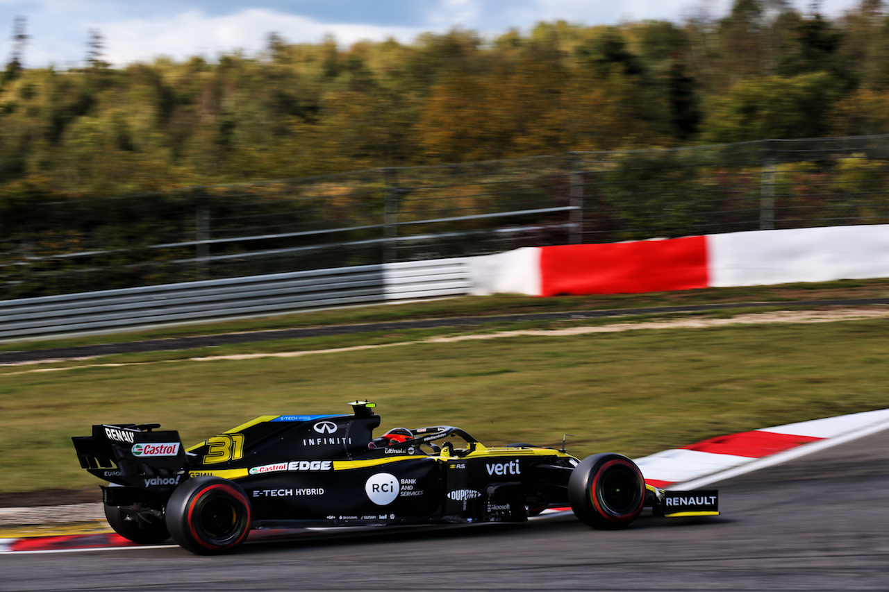 GP EIFEL, Esteban Ocon (FRA) Renault F1 Team RS20.
10.10.2020. Formula 1 World Championship, Rd 11, Eifel Grand Prix, Nurbugring, Germany, Qualifiche Day.
- www.xpbimages.com, EMail: requests@xpbimages.com © Copyright: Batchelor / XPB Images
