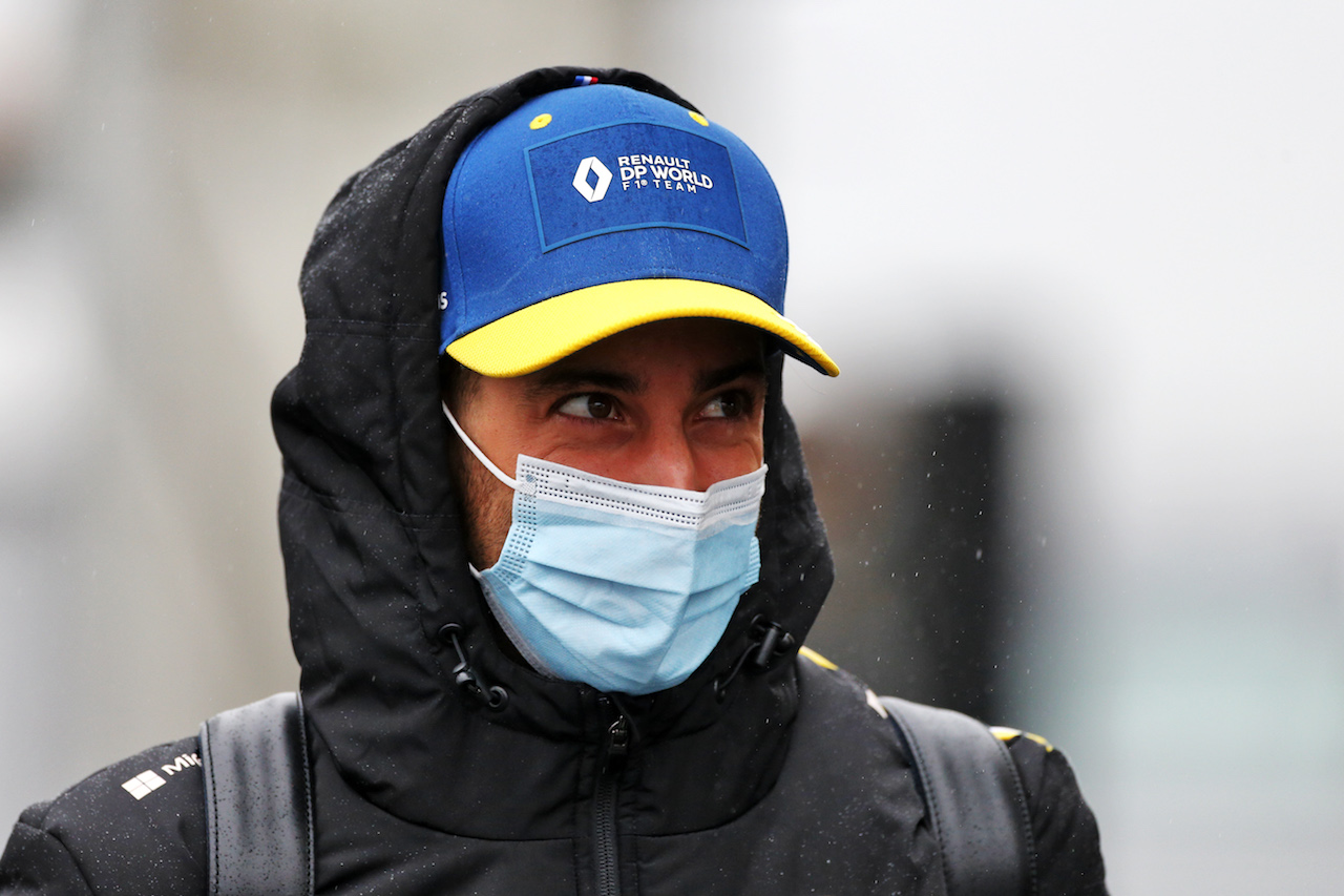 GP EIFEL, Daniel Ricciardo (AUS) Renault F1 Team.
09.10.2020. Formula 1 World Championship, Rd 11, Eifel Grand Prix, Nurbugring, Germany, Practice Day.
- www.xpbimages.com, EMail: requests@xpbimages.com © Copyright: Moy / XPB Images