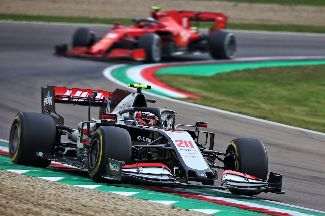 GP EMILIA ROMAGNA, Kevin Magnussen (DEN) Haas VF-20.
01.11.2020. Formula 1 World Championship, Rd 13, Emilia Romagna Grand Prix, Imola, Italy, Gara Day.
- www.xpbimages.com, EMail: requests@xpbimages.com © Copyright: Charniaux / XPB Images