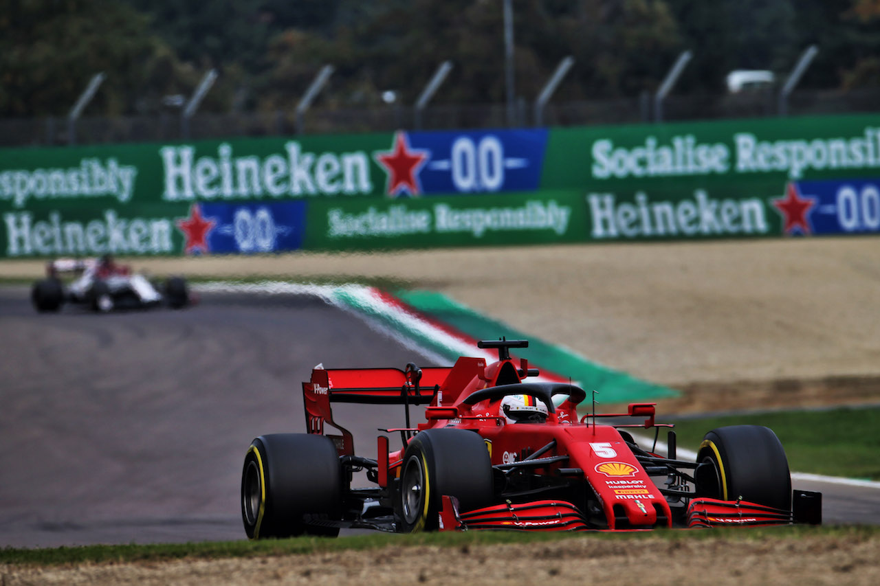 GP EMILIA ROMAGNA, Sebastian Vettel (GER) Ferrari SF1000.
01.11.2020. Formula 1 World Championship, Rd 13, Emilia Romagna Grand Prix, Imola, Italy, Gara Day.
- www.xpbimages.com, EMail: requests@xpbimages.com © Copyright: Batchelor / XPB Images