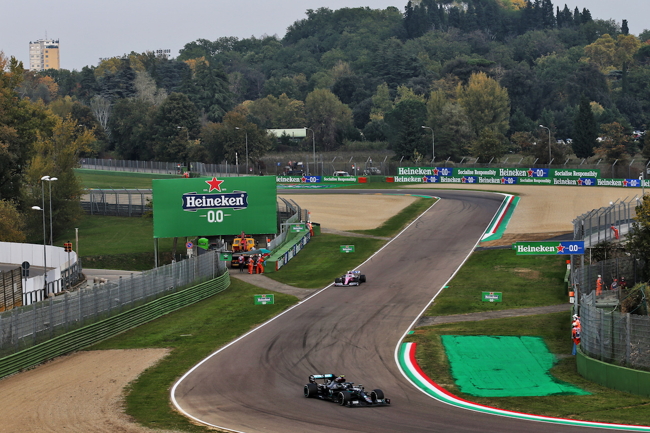 GP EMILIA ROMAGNA, Valtteri Bottas (FIN) Mercedes AMG F1 W11.
01.11.2020. Formula 1 World Championship, Rd 13, Emilia Romagna Grand Prix, Imola, Italy, Gara Day.
- www.xpbimages.com, EMail: requests@xpbimages.com © Copyright: Batchelor / XPB Images
