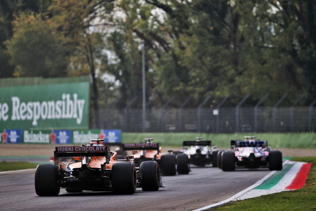 GP EMILIA ROMAGNA, Lando Norris (GBR) McLaren MCL35.
01.11.2020. Formula 1 World Championship, Rd 13, Emilia Romagna Grand Prix, Imola, Italy, Gara Day.
- www.xpbimages.com, EMail: requests@xpbimages.com © Copyright: Batchelor / XPB Images