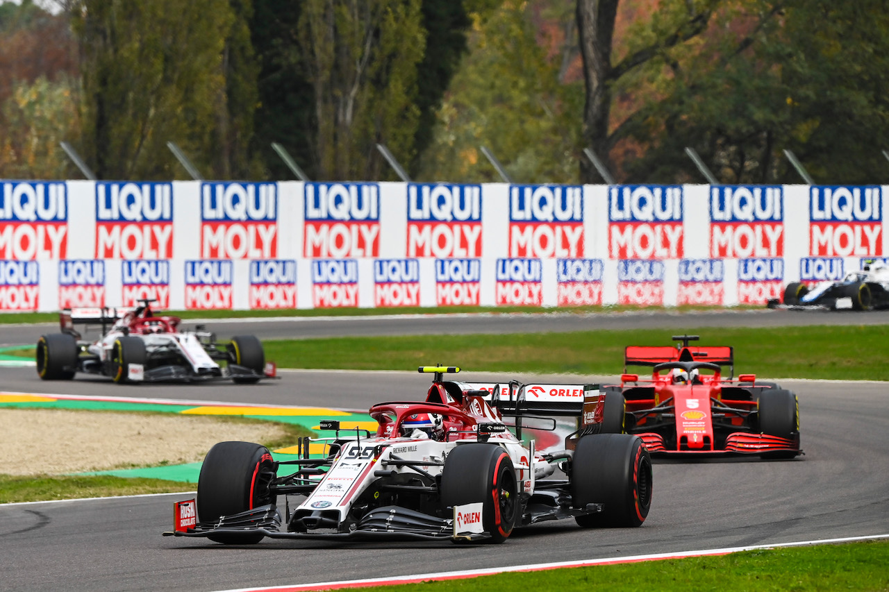 GP EMILIA ROMAGNA, Antonio Giovinazzi (ITA) Alfa Romeo Racing C39.
01.11.2020. Formula 1 World Championship, Rd 13, Emilia Romagna Grand Prix, Imola, Italy, Gara Day.
- www.xpbimages.com, EMail: requests@xpbimages.com © Copyright: FIA Pool Image for Editorial Use Only