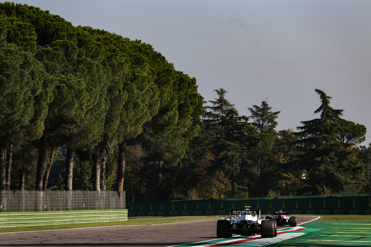 GP EMILIA ROMAGNA, Nicholas Latifi (CDN), Williams Racing 
31.10.2020. Formula 1 World Championship, Rd 13, Emilia Romagna Grand Prix, Imola, Italy, Qualifiche Day.
- www.xpbimages.com, EMail: requests@xpbimages.com © Copyright: Charniaux / XPB Images