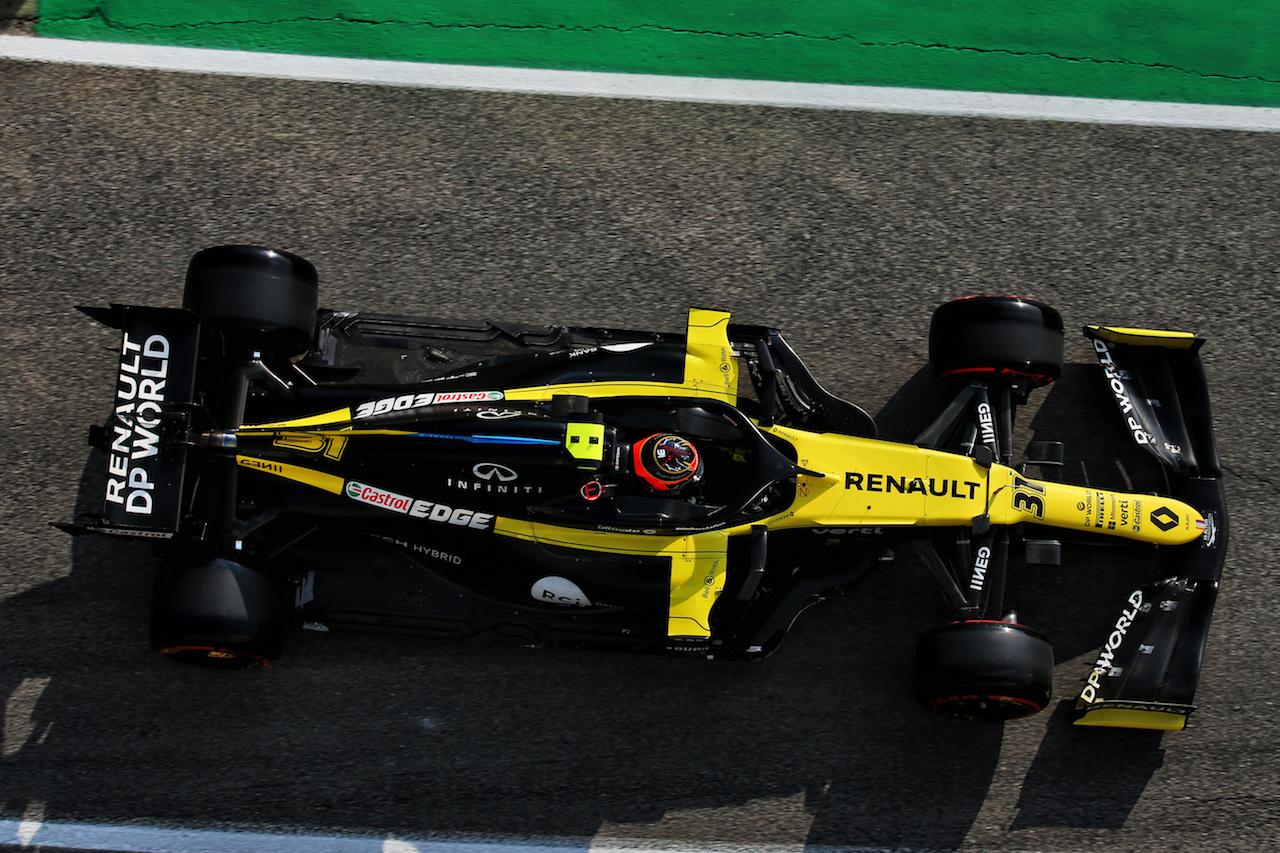 GP EMILIA ROMAGNA, Esteban Ocon (FRA) Renault F1 Team RS20.
31.10.2020. Formula 1 World Championship, Rd 13, Emilia Romagna Grand Prix, Imola, Italy, Qualifiche Day.
- www.xpbimages.com, EMail: requests@xpbimages.com © Copyright: Batchelor / XPB Images