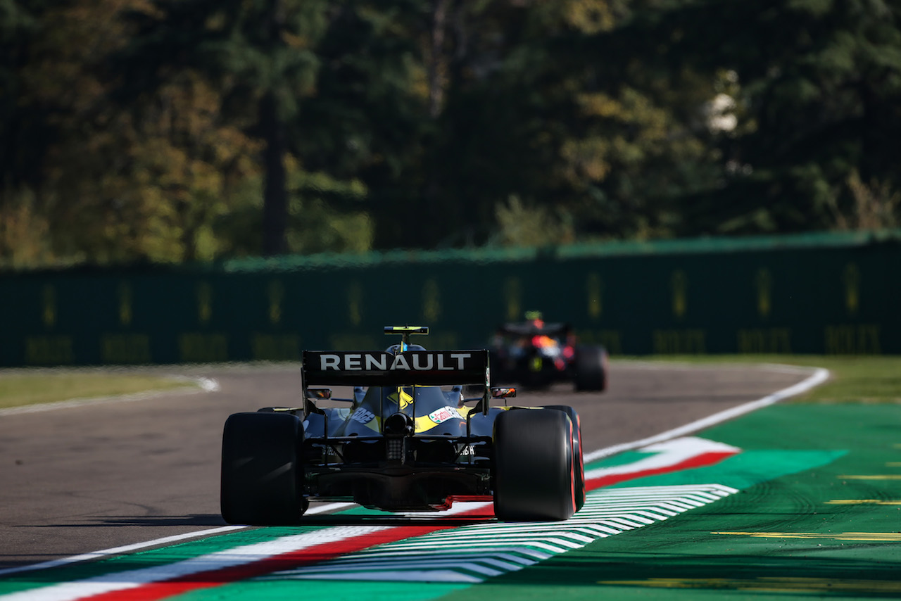 GP EMILIA ROMAGNA, Esteban Ocon (FRA), Renault F1 Team 
31.10.2020. Formula 1 World Championship, Rd 13, Emilia Romagna Grand Prix, Imola, Italy, Qualifiche Day.
- www.xpbimages.com, EMail: requests@xpbimages.com © Copyright: Charniaux / XPB Images