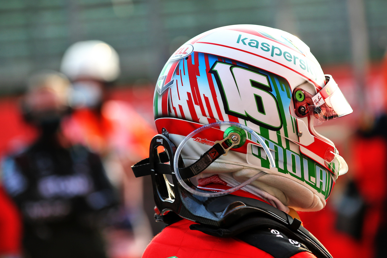 GP EMILIA ROMAGNA, Charles Leclerc (MON) Ferrari in qualifying parc ferme.
31.10.2020. Formula 1 World Championship, Rd 13, Emilia Romagna Grand Prix, Imola, Italy, Qualifiche Day.
- www.xpbimages.com, EMail: requests@xpbimages.com © Copyright: Batchelor / XPB Images
