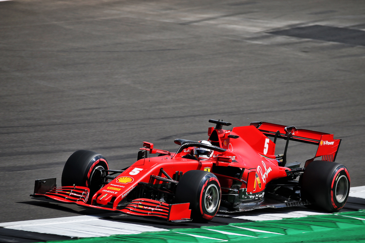 GP GRAN BRETAGNA, Sebastian Vettel (GER) Ferrari SF1000.
01.08.2020. Formula 1 World Championship, Rd 4, British Grand Prix, Silverstone, England, Qualifiche Day.
- www.xpbimages.com, EMail: requests@xpbimages.com © Copyright: Batchelor / XPB Images