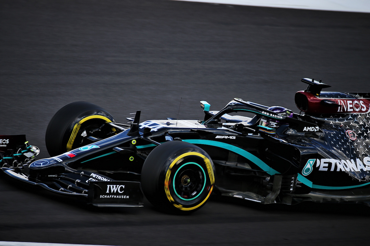 GP GRAN BRETAGNA, Lewis Hamilton (GBR) Mercedes AMG F1 W11.
01.08.2020. Formula 1 World Championship, Rd 4, British Grand Prix, Silverstone, England, Qualifiche Day.
- www.xpbimages.com, EMail: requests@xpbimages.com © Copyright: Batchelor / XPB Images