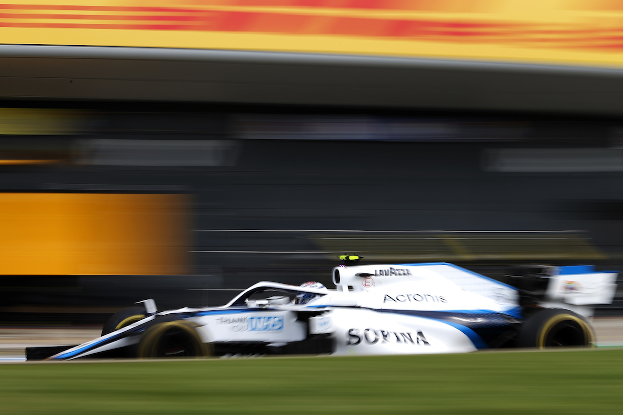 GP GRAN BRETAGNA, Nicholas Latifi (CDN) Williams Racing FW43.
31.07.2020. Formula 1 World Championship, Rd 4, British Grand Prix, Silverstone, England, Practice Day.
- www.xpbimages.com, EMail: requests@xpbimages.com © Copyright: Moy / XPB Images