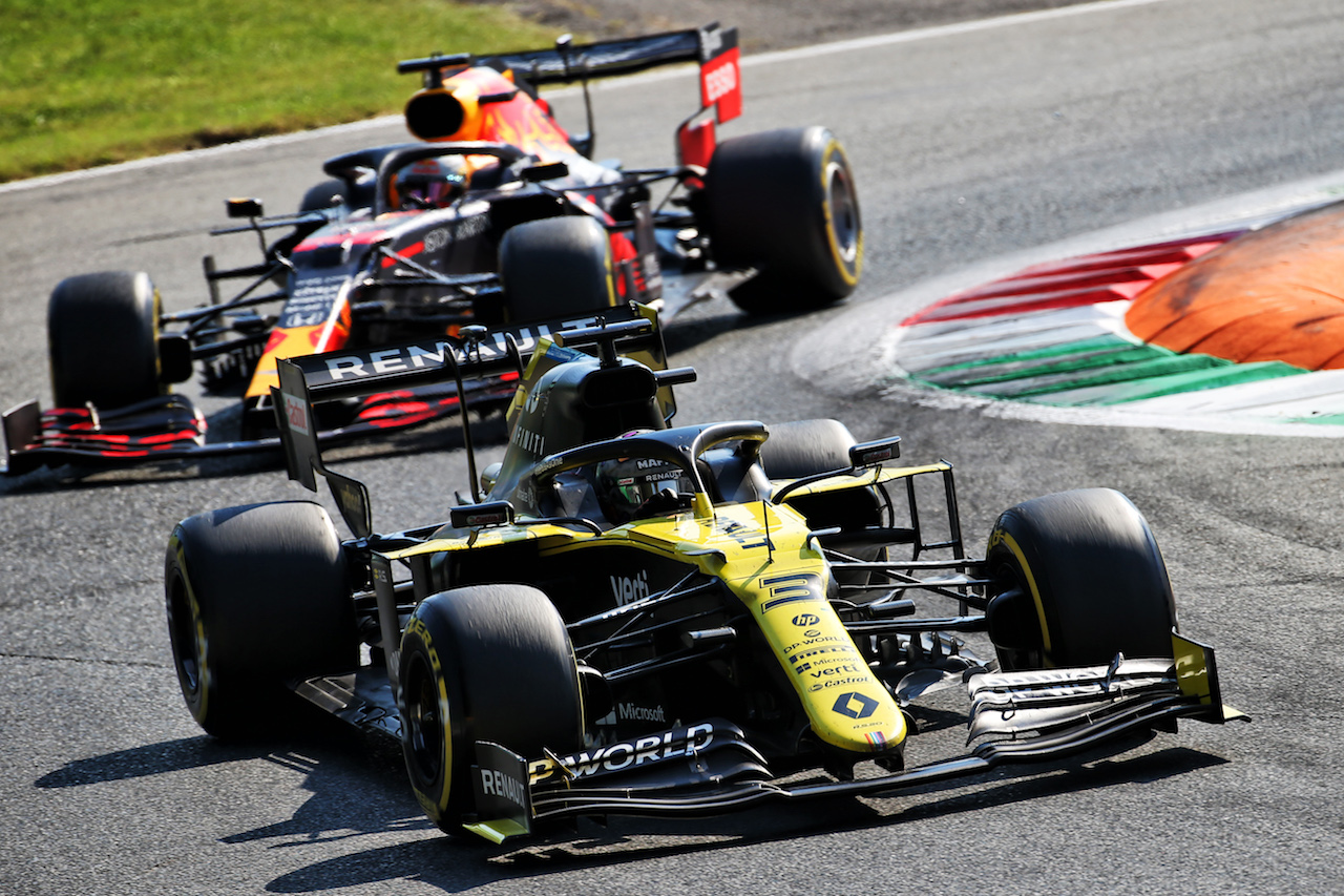 GP ITALIA, Daniel Ricciardo (AUS) Renault F1 Team RS20.
06.09.2020. Formula 1 World Championship, Rd 8, Italian Grand Prix, Monza, Italy, Gara Day.
- www.xpbimages.com, EMail: requests@xpbimages.com © Copyright: Batchelor / XPB Images
