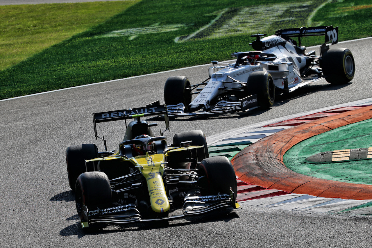 GP ITALIA, Esteban Ocon (FRA) Renault F1 Team RS20.
06.09.2020. Formula 1 World Championship, Rd 8, Italian Grand Prix, Monza, Italy, Gara Day.
- www.xpbimages.com, EMail: requests@xpbimages.com © Copyright: Batchelor / XPB Images