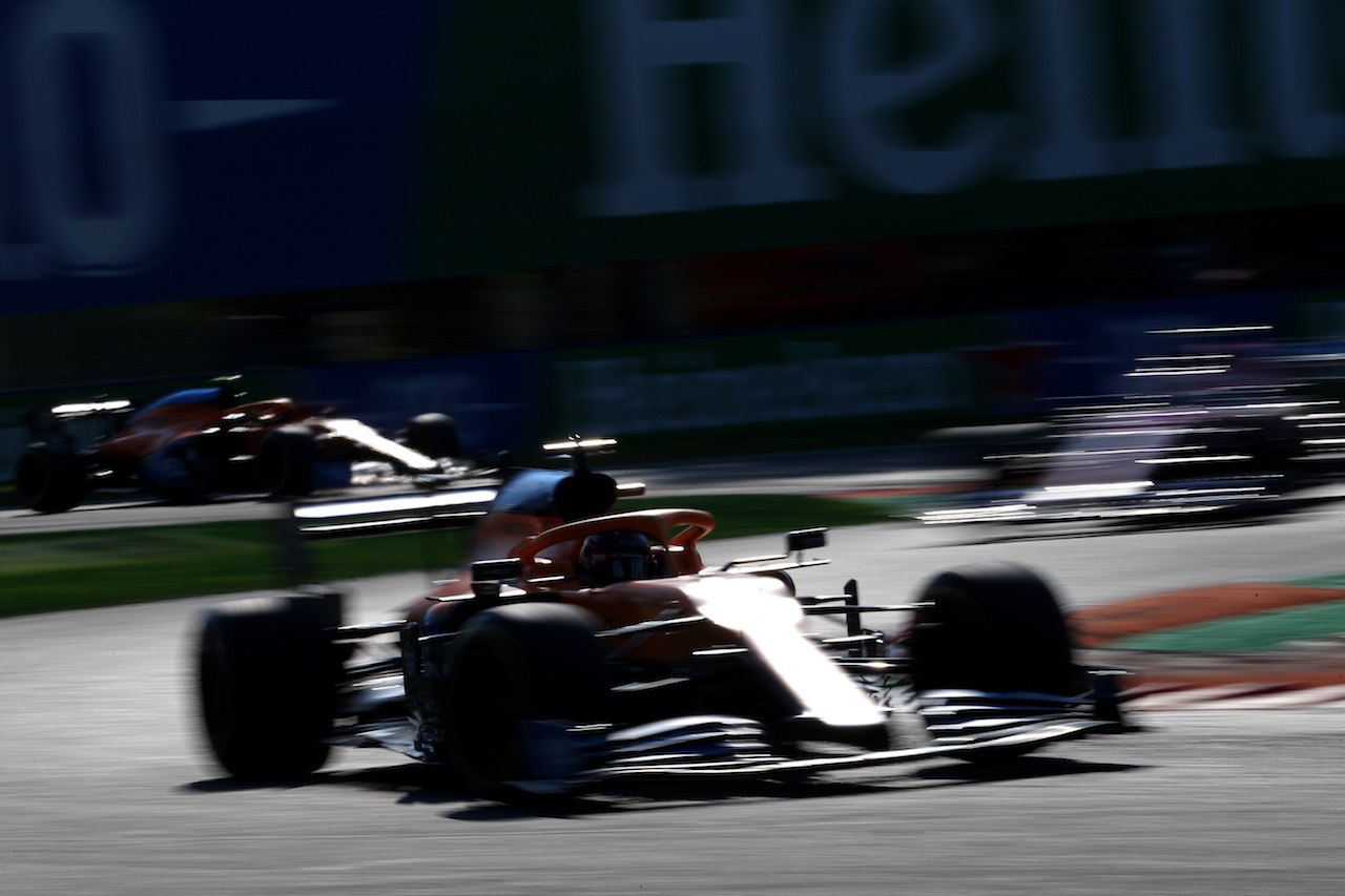 GP ITALIA, Carlos Sainz Jr (ESP) McLaren MCL35.
06.09.2020. Formula 1 World Championship, Rd 8, Italian Grand Prix, Monza, Italy, Gara Day.
- www.xpbimages.com, EMail: requests@xpbimages.com - copy of publication required for printed pictures. Every used picture is fee-liable. ¬© Copyright: Batchelor / XPB Images