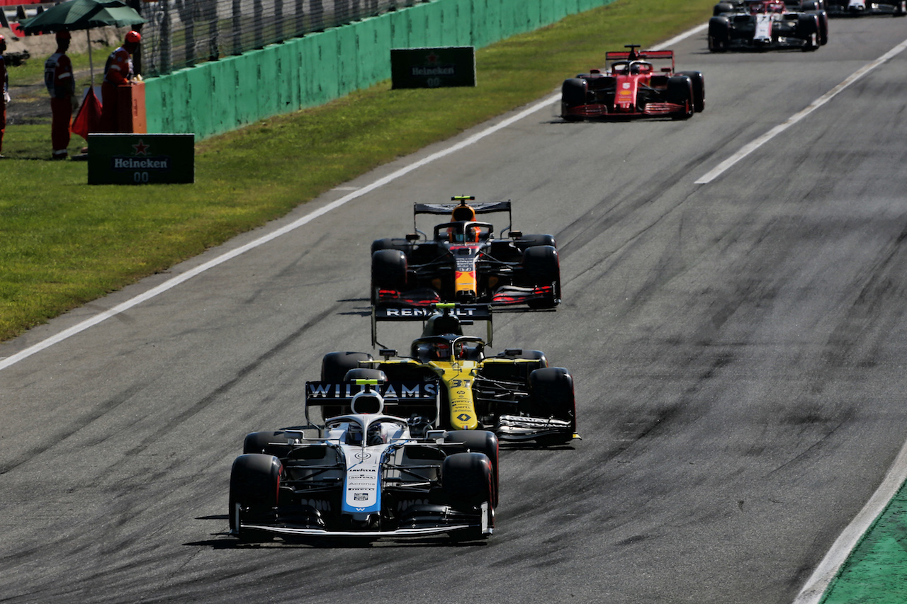 GP ITALIA, Nicholas Latifi (CDN) Williams Racing FW43.
05.09.2020. Formula 1 World Championship, Rd 8, Italian Grand Prix, Monza, Italy, Qualifiche Day.
- www.xpbimages.com, EMail: requests@xpbimages.com - copy of publication required for printed pictures. Every used picture is fee-liable. © Copyright: Charniaux / XPB Images