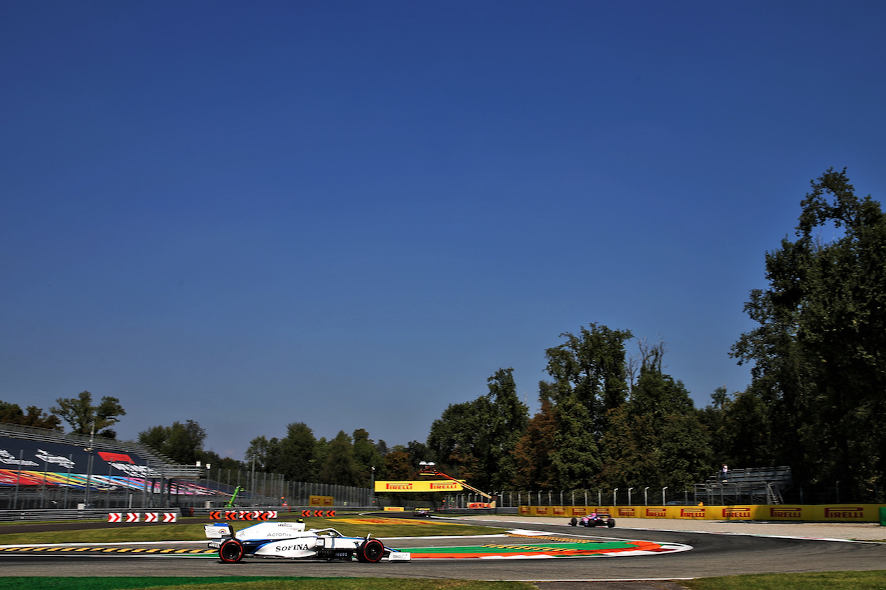 GP ITALIA, Nicholas Latifi (CDN) Williams Racing FW43.
05.09.2020. Formula 1 World Championship, Rd 8, Italian Grand Prix, Monza, Italy, Qualifiche Day.
- www.xpbimages.com, EMail: requests@xpbimages.com © Copyright: Batchelor / XPB Images