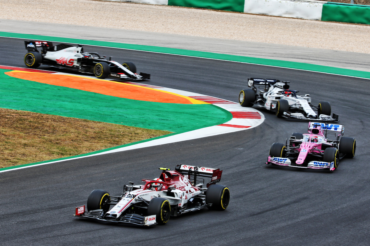 GP PORTOGALLO, Antonio Giovinazzi (ITA) Alfa Romeo Racing C39.
25.10.2020. Formula 1 World Championship, Rd 12, Portuguese Grand Prix, Portimao, Portugal, Gara Day.
- www.xpbimages.com, EMail: requests@xpbimages.com © Copyright: Batchelor / XPB Images