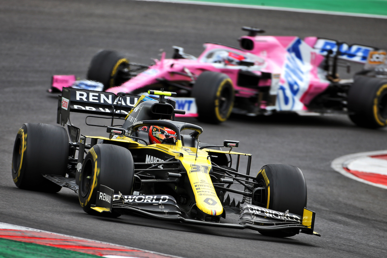 GP PORTOGALLO, Esteban Ocon (FRA) Renault F1 Team RS20.
25.10.2020. Formula 1 World Championship, Rd 12, Portuguese Grand Prix, Portimao, Portugal, Gara Day.
- www.xpbimages.com, EMail: requests@xpbimages.com © Copyright: Charniaux / XPB Images