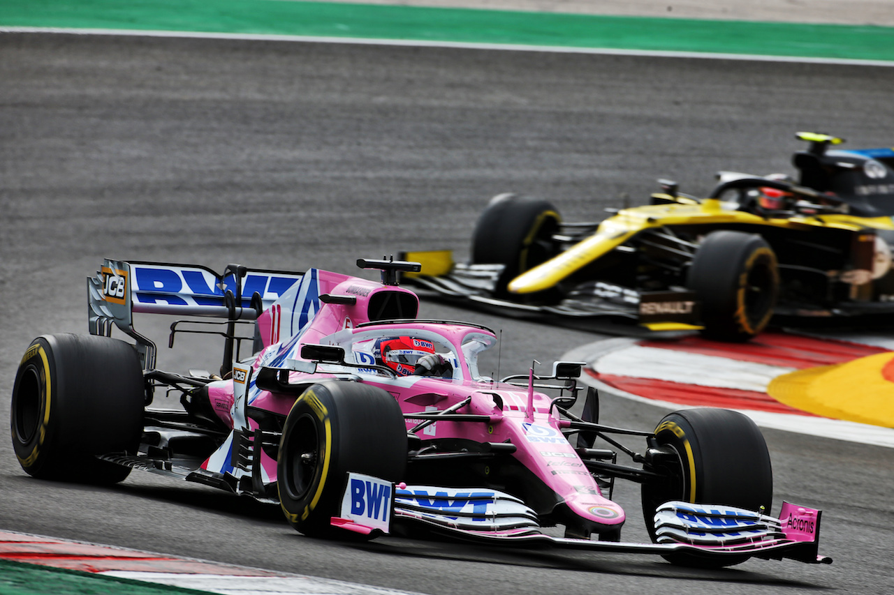 GP PORTOGALLO, Sergio Perez (MEX) Racing Point F1 Team RP19.
25.10.2020. Formula 1 World Championship, Rd 12, Portuguese Grand Prix, Portimao, Portugal, Gara Day.
- www.xpbimages.com, EMail: requests@xpbimages.com © Copyright: Charniaux / XPB Images