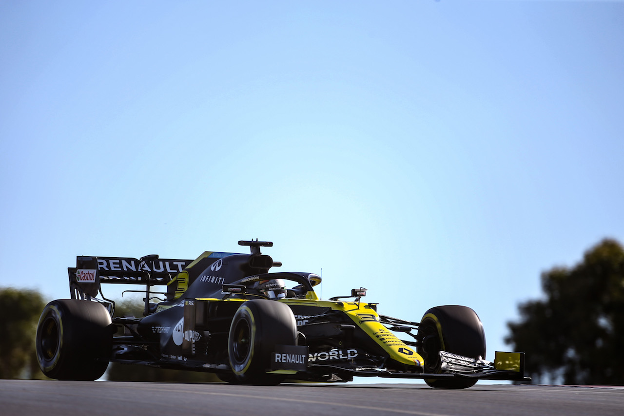 GP PORTOGALLO, Daniel Ricciardo (AUS), Renault F1 Team 
24.10.2020. Formula 1 World Championship, Rd 12, Portuguese Grand Prix, Portimao, Portugal, Qualifiche Day.
- www.xpbimages.com, EMail: requests@xpbimages.com © Copyright: Charniaux / XPB Images