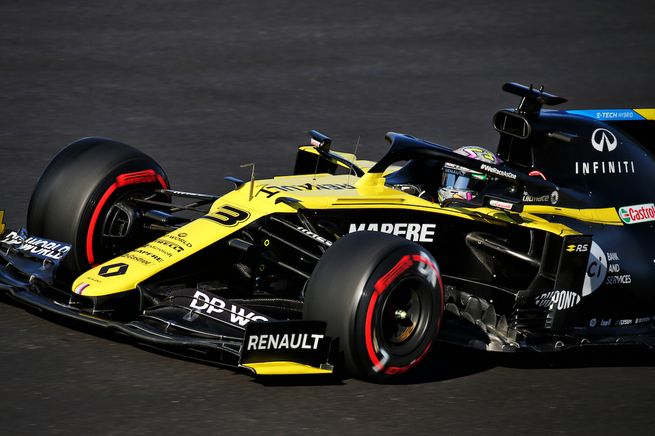 GP PORTOGALLO, Daniel Ricciardo (AUS) Renault F1 Team RS20.
23.10.2020. Formula 1 World Championship, Rd 12, Portuguese Grand Prix, Portimao, Portugal, Practice Day.
- www.xpbimages.com, EMail: requests@xpbimages.com © Copyright: Batchelor / XPB Images