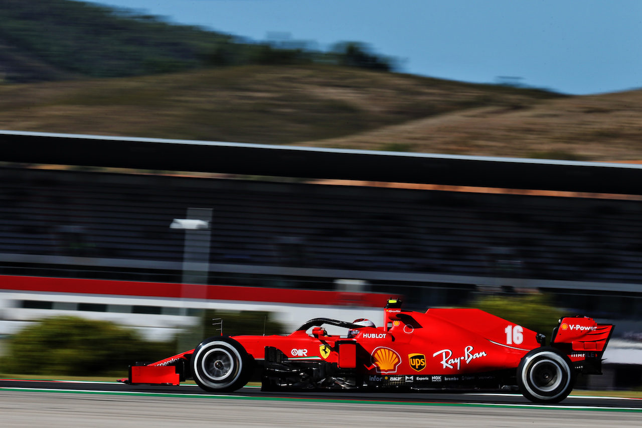GP PORTOGALLO, Charles Leclerc (MON) Ferrari SF1000.
23.10.2020. Formula 1 World Championship, Rd 12, Portuguese Grand Prix, Portimao, Portugal, Practice Day.
- www.xpbimages.com, EMail: requests@xpbimages.com © Copyright: Batchelor / XPB Images