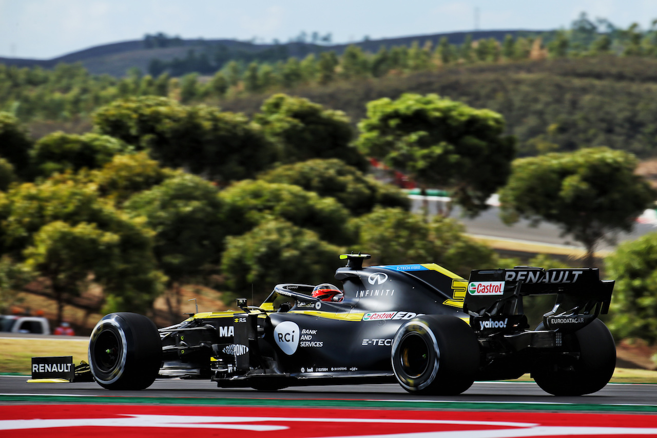 GP PORTOGALLO, Esteban Ocon (FRA) Renault F1 Team RS20.
23.10.2020. Formula 1 World Championship, Rd 12, Portuguese Grand Prix, Portimao, Portugal, Practice Day.
- www.xpbimages.com, EMail: requests@xpbimages.com © Copyright: Batchelor / XPB Images