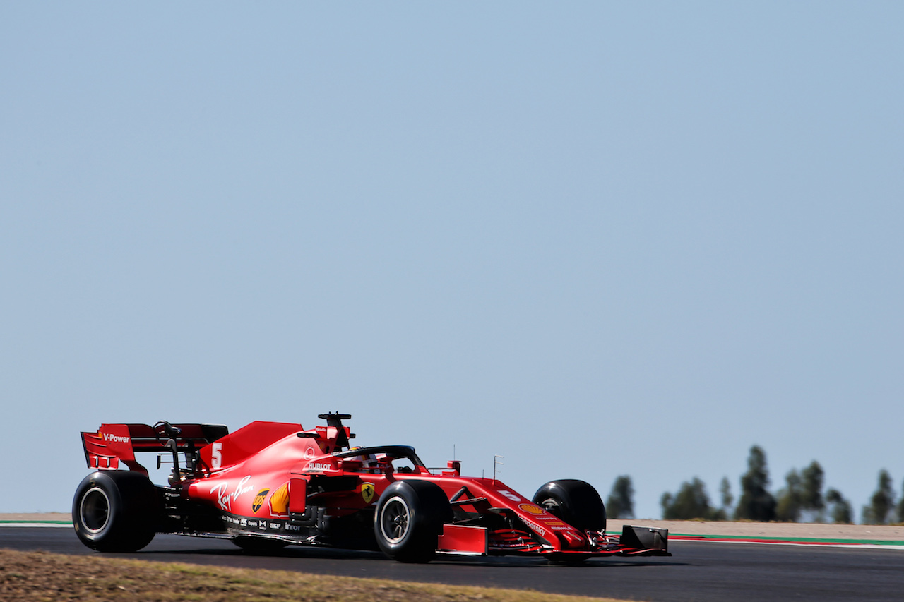 GP PORTOGALLO, Sebastian Vettel (GER) Ferrari SF1000.
23.10.2020. Formula 1 World Championship, Rd 12, Portuguese Grand Prix, Portimao, Portugal, Practice Day.
- www.xpbimages.com, EMail: requests@xpbimages.com © Copyright: Batchelor / XPB Images