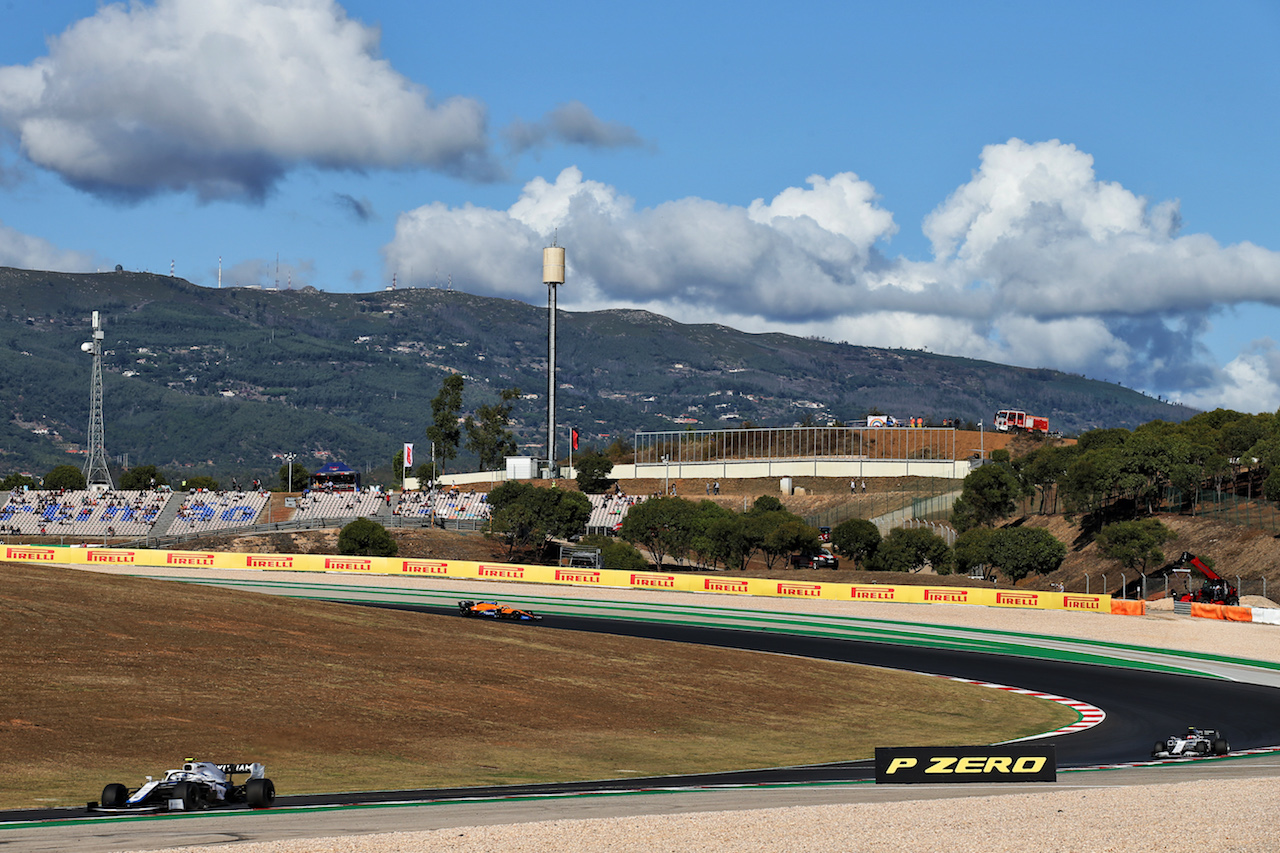 GP PORTOGALLO, Nicholas Latifi (CDN) Williams Racing FW43.
23.10.2020. Formula 1 World Championship, Rd 12, Portuguese Grand Prix, Portimao, Portugal, Practice Day.
- www.xpbimages.com, EMail: requests@xpbimages.com © Copyright: Batchelor / XPB Images