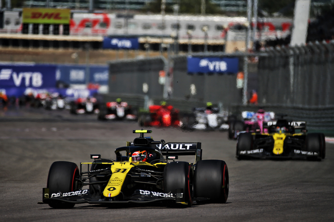 GP RUSSIA, Esteban Ocon (FRA) Renault F1 Team RS20.
27.09.2020. Formula 1 World Championship, Rd 10, Russian Grand Prix, Sochi Autodrom, Sochi, Russia, Gara Day.
- www.xpbimages.com, EMail: requests@xpbimages.com © Copyright: Batchelor / XPB Images