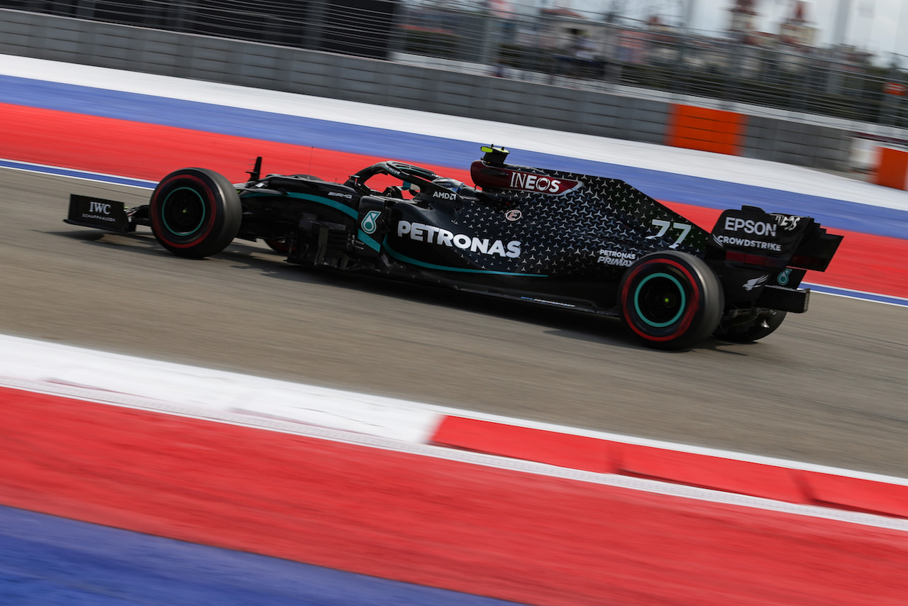 GP RUSSIA, Valtteri Bottas (FIN), Mercedes AMG F1 
26.09.2020. Formula 1 World Championship, Rd 10, Russian Grand Prix, Sochi Autodrom, Sochi, Russia, Qualifiche Day.
- www.xpbimages.com, EMail: requests@xpbimages.com © Copyright: Charniaux / XPB Images